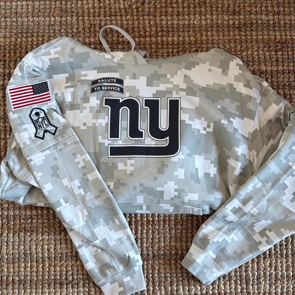 NWT Giants Veteran Camo Hoodie